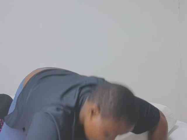 MISS-FAITH091 webcam