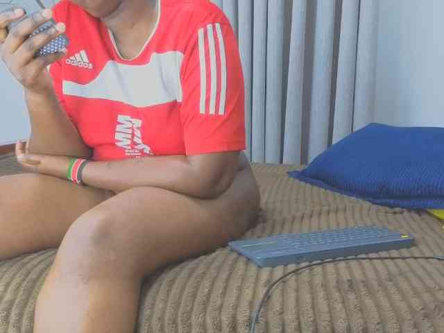 MISS-FAITH091 webcam