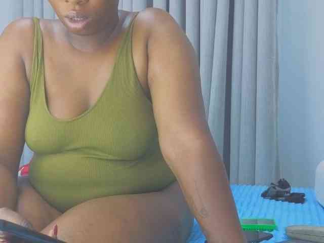 MISS-FAITH091 webcam