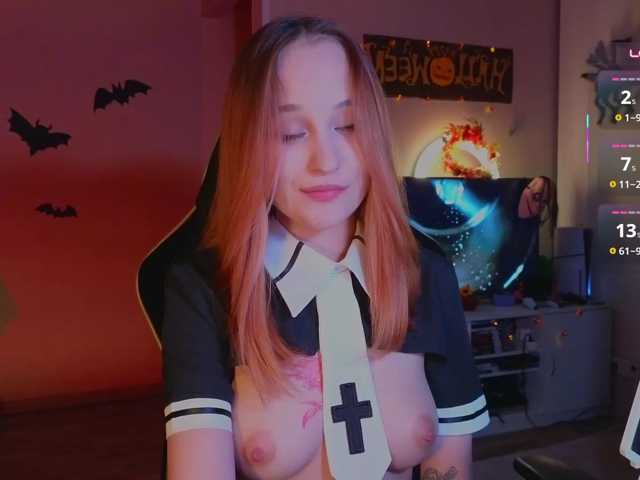 MaryJaneWatson live cam on BongaCams