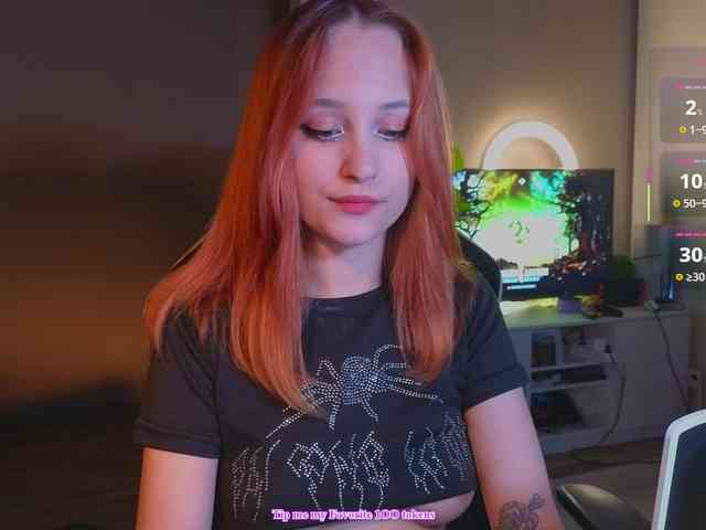 MaryJaneWatson webcam