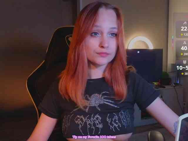 MaryJaneWatson webcam