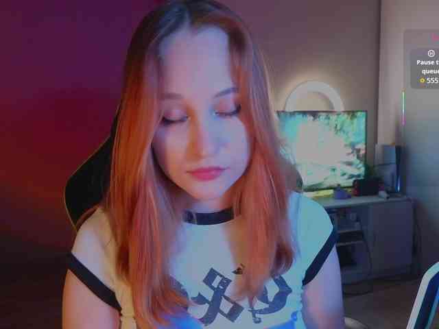 MaryJaneWatson webcam