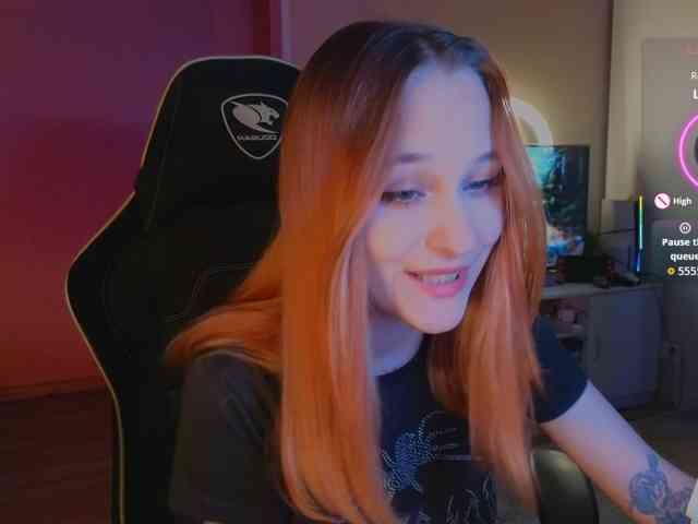 MaryJaneWatson webcam