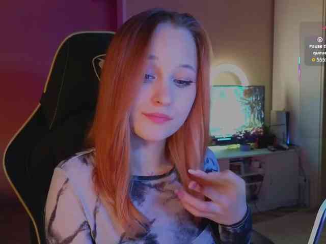 MaryJaneWatson webcam