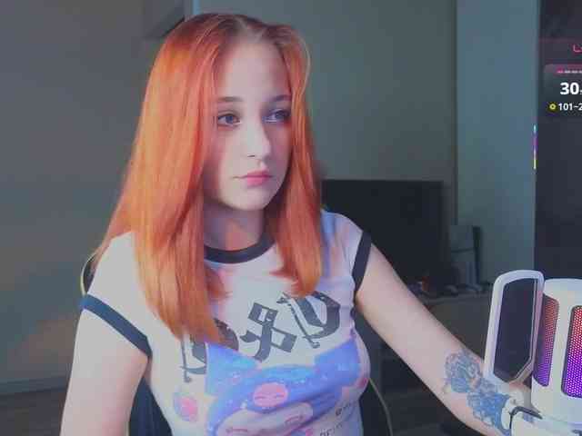MaryJaneWatson webcam