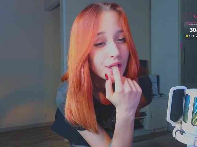 MaryJaneWatson webcam