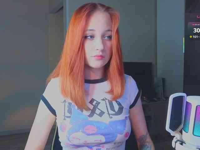 MaryJaneWatson webcam