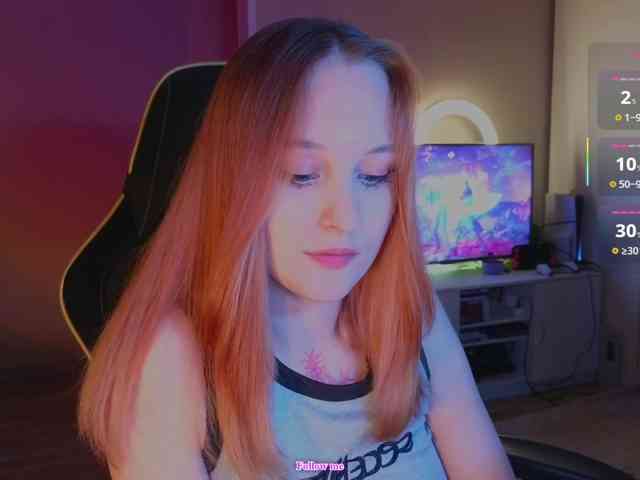 MaryJaneWatson webcam