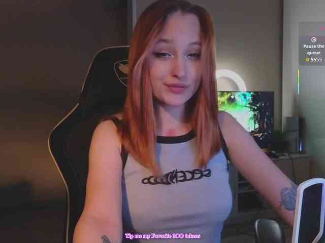 MaryJaneWatson webcam