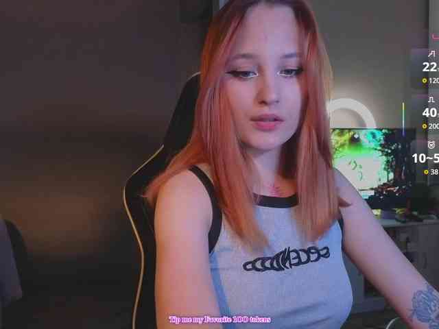 MaryJaneWatson webcam