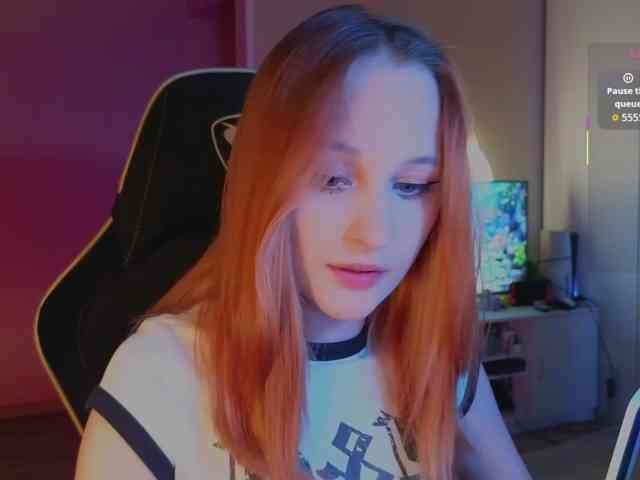 MaryJaneWatson webcam