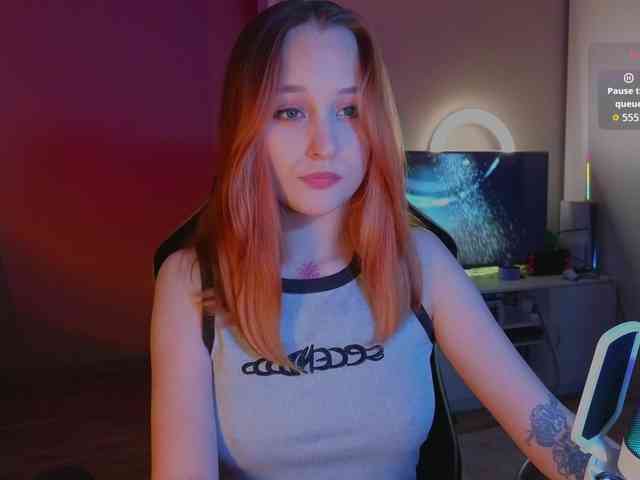 MaryJaneWatson webcam