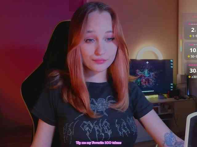 MaryJaneWatson webcam