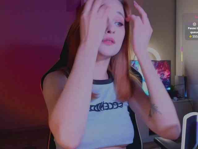 MaryJaneWatson webcam
