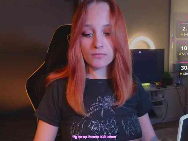 MaryJaneWatson webcam