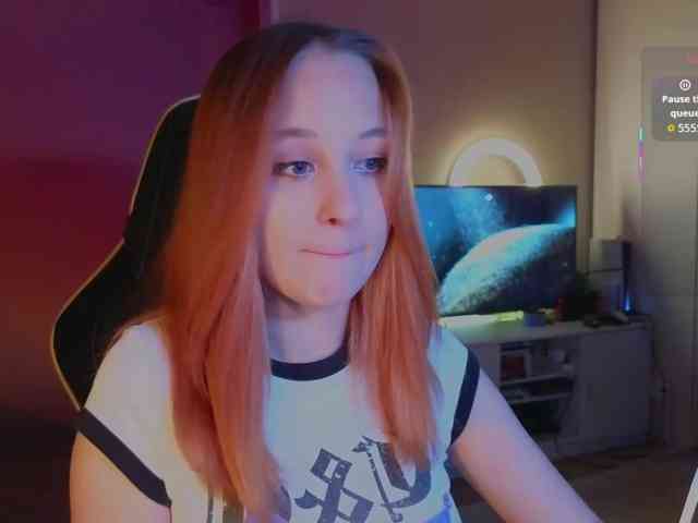 MaryJaneWatson webcam