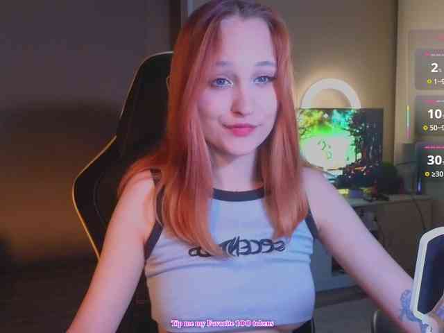 MaryJaneWatson webcam