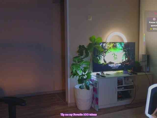MaryJaneWatson webcam