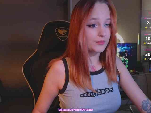 MaryJaneWatson webcam