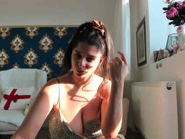 JessicaMoon webcam