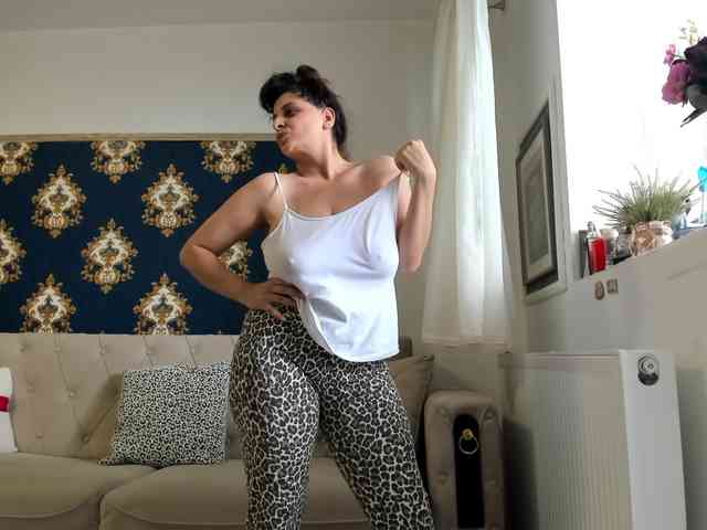 JessicaMoon webcam