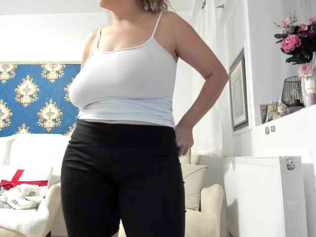JessicaMoon webcam