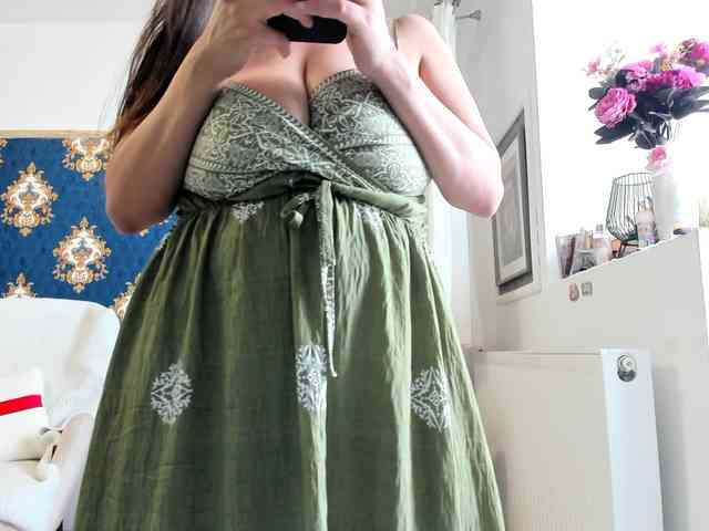 JessicaMoon webcam