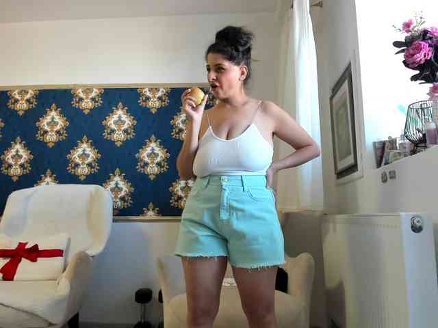 JessicaMoon webcam
