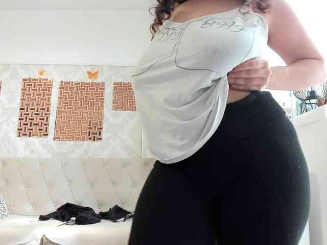 JessicaMoon webcam