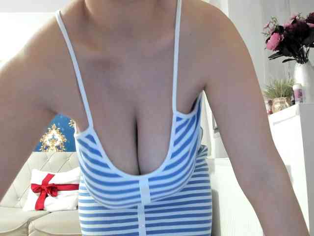 JessicaMoon webcam