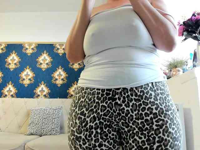 JessicaMoon webcam