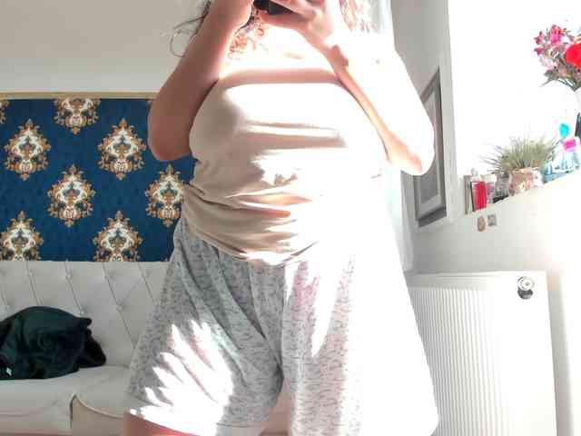 JessicaMoon webcam