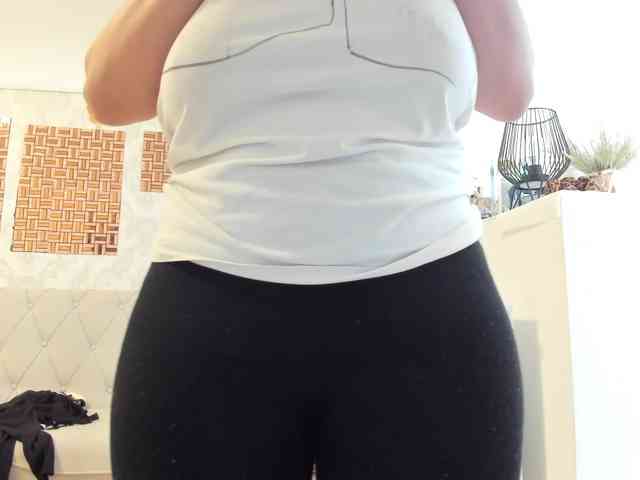 JessicaMoon webcam