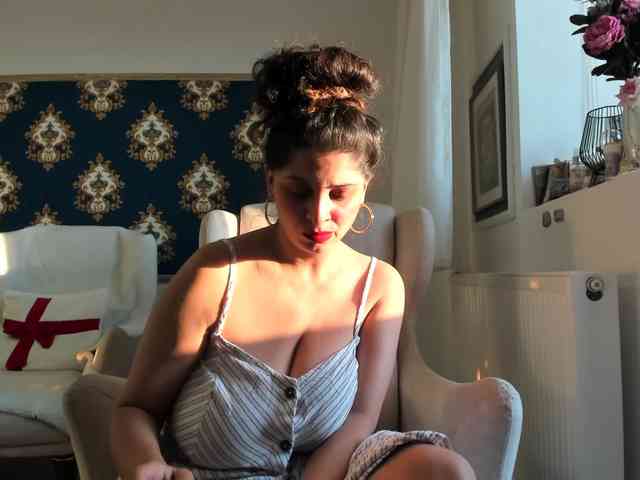 JessicaMoon webcam