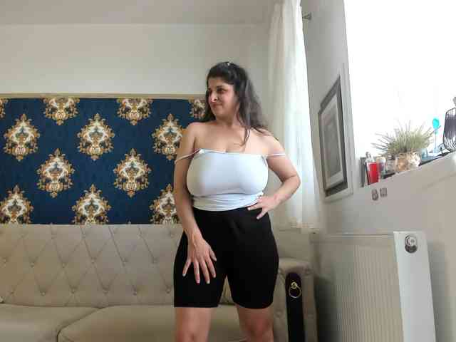 JessicaMoon webcam