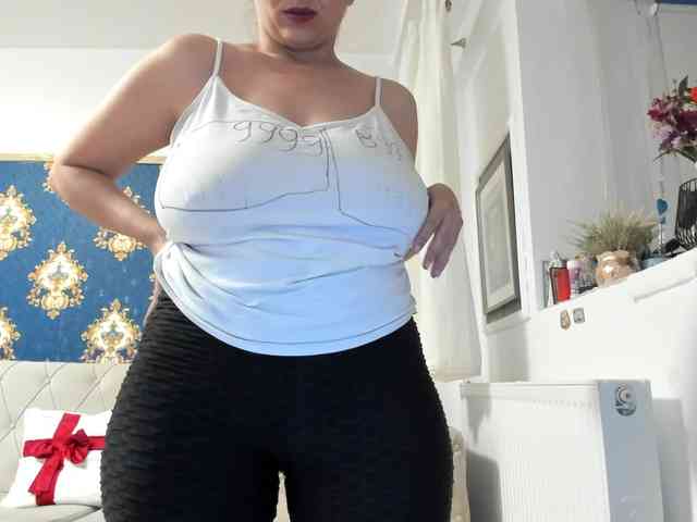 JessicaMoon webcam
