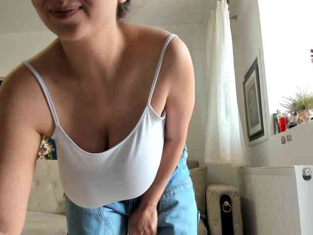 JessicaMoon webcam