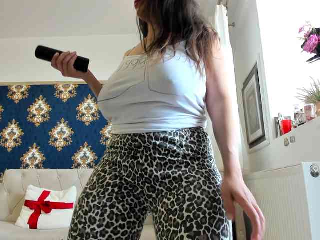 JessicaMoon webcam