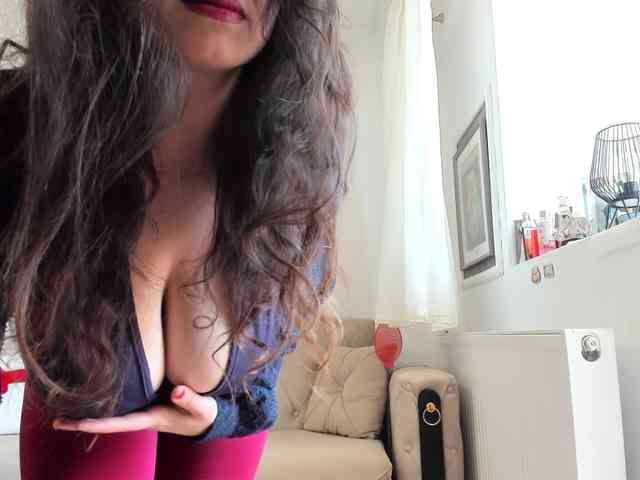 JessicaMoon webcam