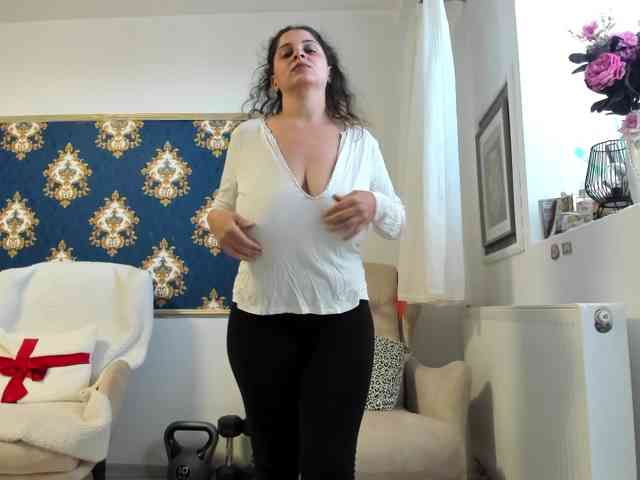 JessicaMoon webcam