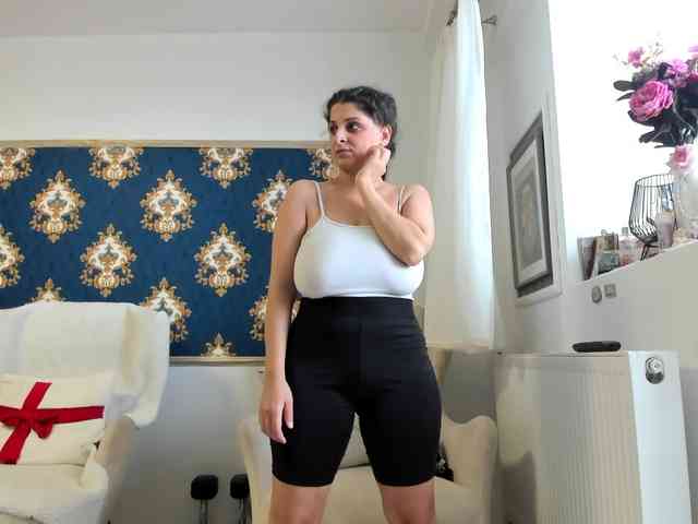 JessicaMoon webcam