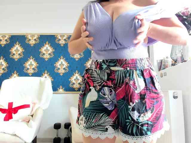 JessicaMoon webcam