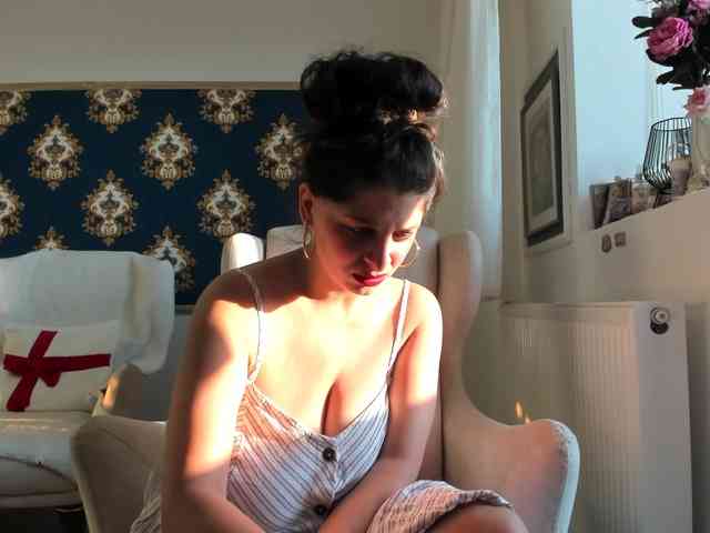 JessicaMoon webcam