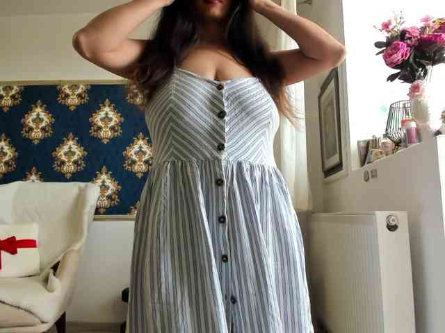 JessicaMoon webcam
