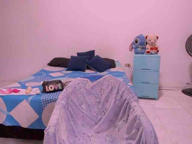 isabella_tasty webcam