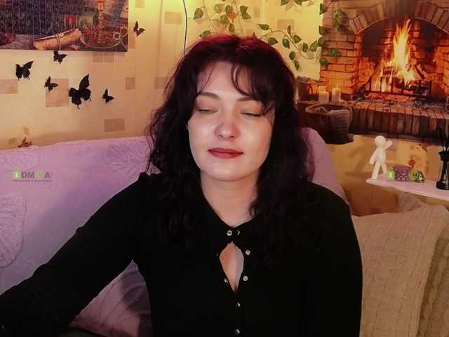 AlisaBun live webcam show