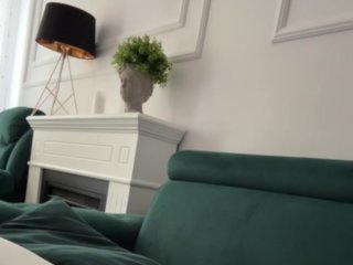 IvyNoirr Porn Show