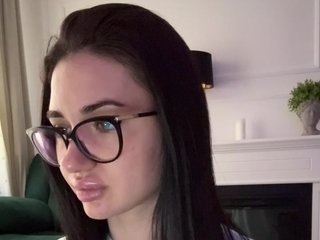 IvyNoirr Porn Show