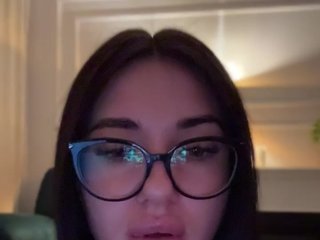 IvyNoirr Porn Show